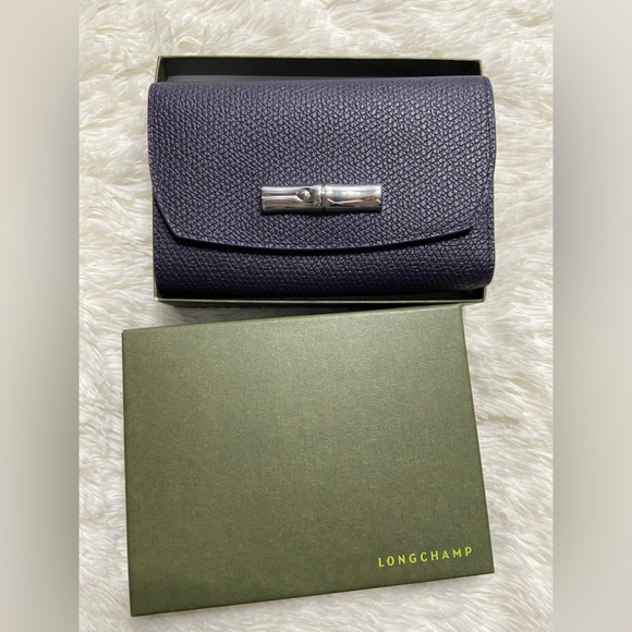 Longchamp wallet - Picture 1 of 3